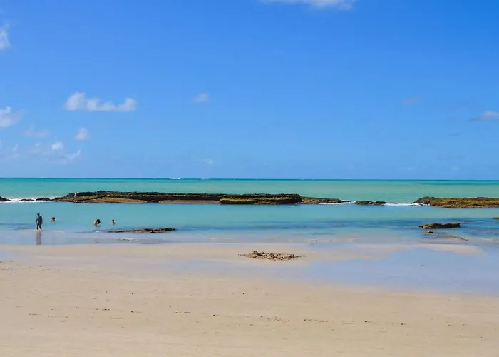O paraíso em um flat à beira-mar de Carneiros